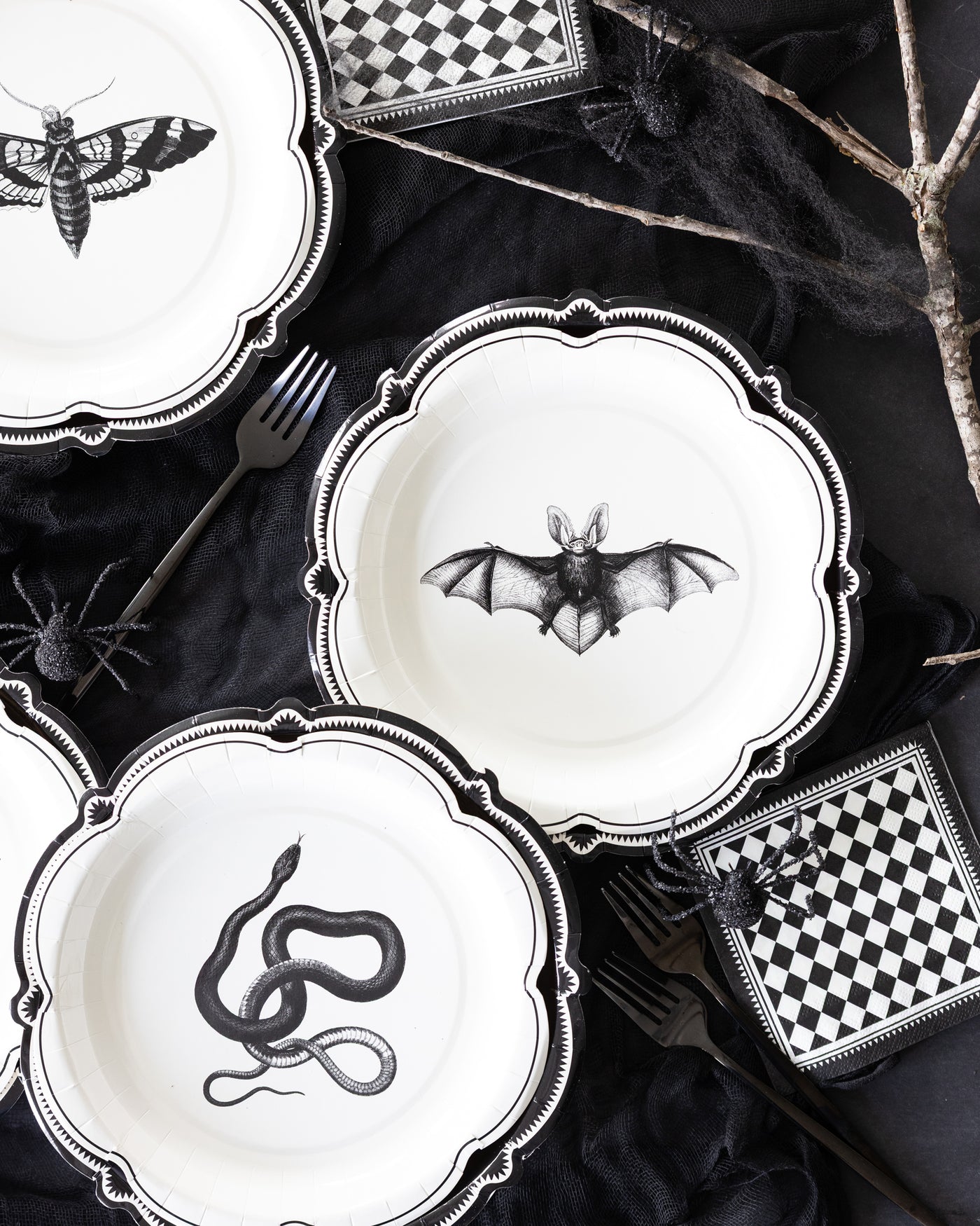 APO1239 - Black Checkers Cocktail Napkin
