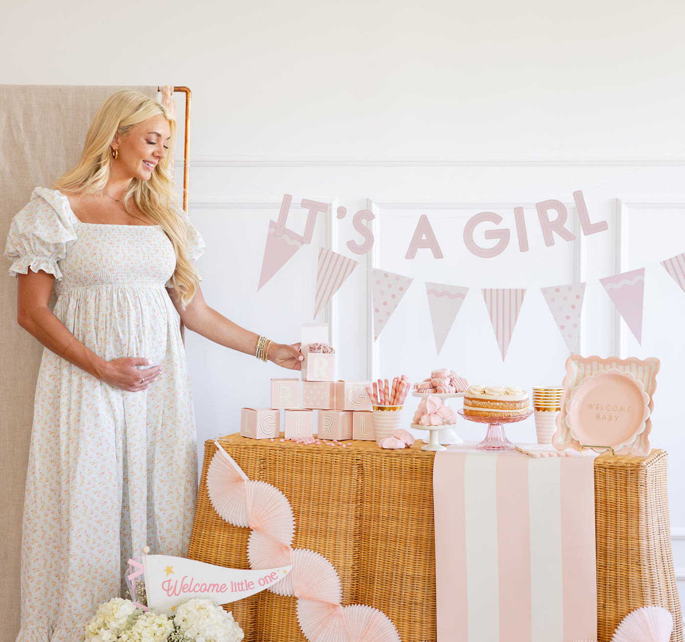 BAB1102 - Baby Pink Banner