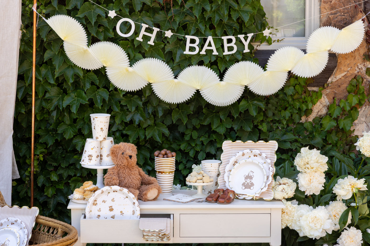 BAB1107 - Cream Tissue Bunting Banner