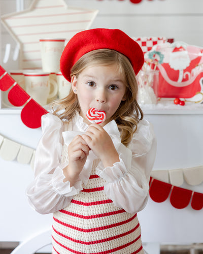 BEC1104 - Red and Cream Scalloped Felt Banner Set