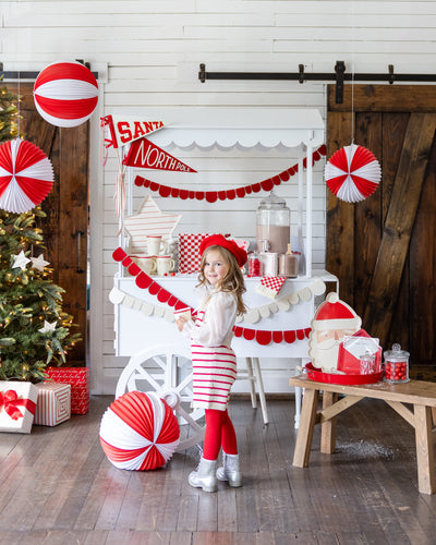 BEC1104 - Red and Cream Scalloped Felt Banner Set