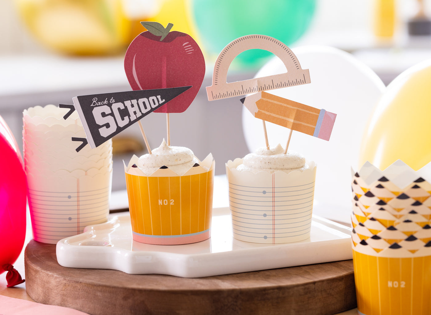 BTS915 - Back To School Baking Cups With Toppers