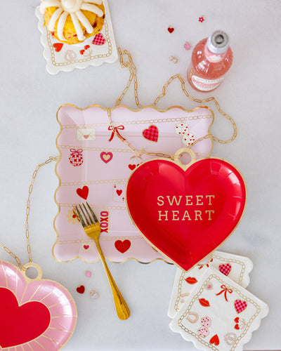 CHM1240 - Valentines Charm Scalloped Square Plate