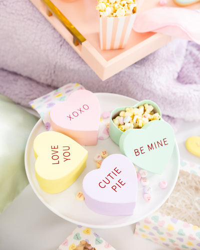 CVH1108 - Conversation Hearts Treat Box