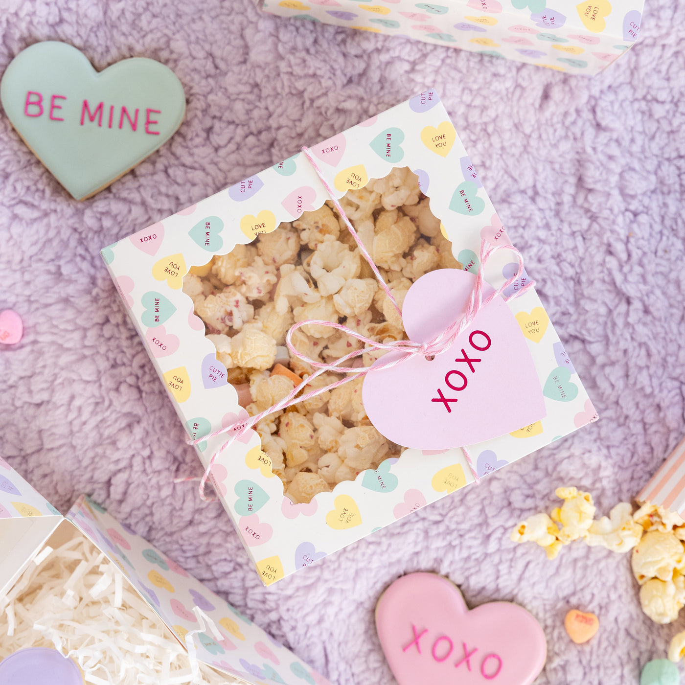 CVH1109 - Conversation Hearts Cookie Box