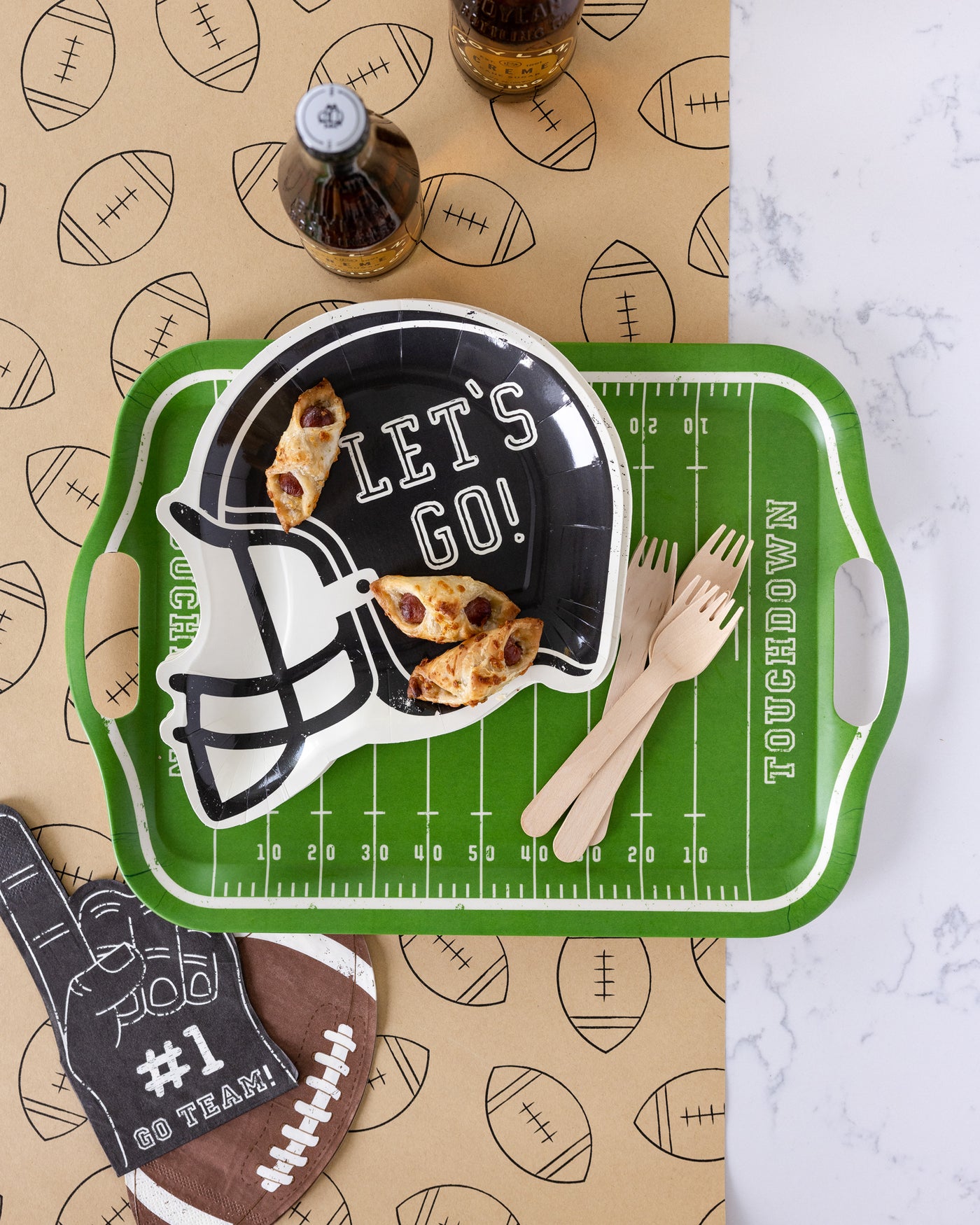 FTB942-  Football Helmet Shaped Paper Plate