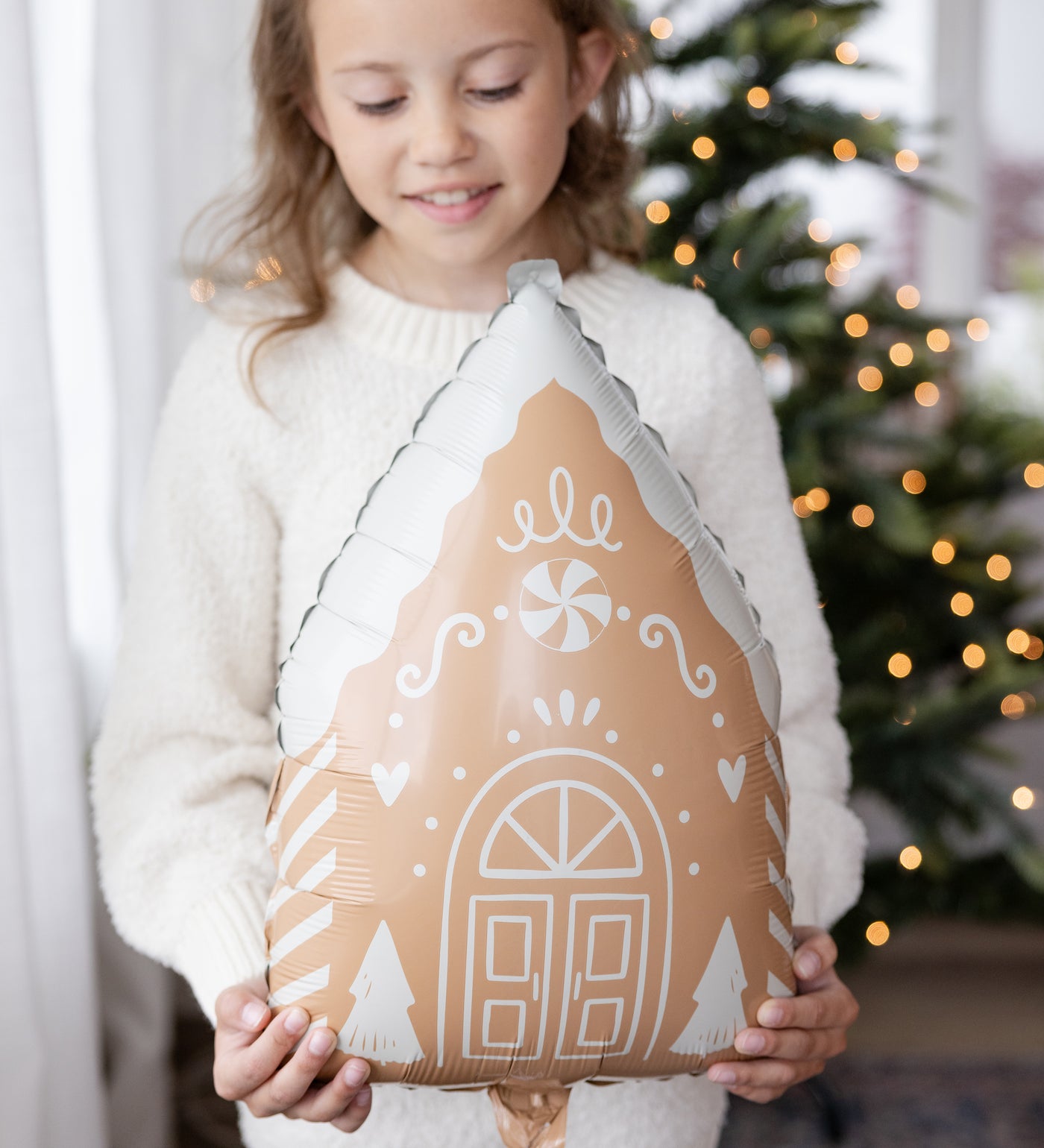 GBD1116 - Gingerbread House Balloon