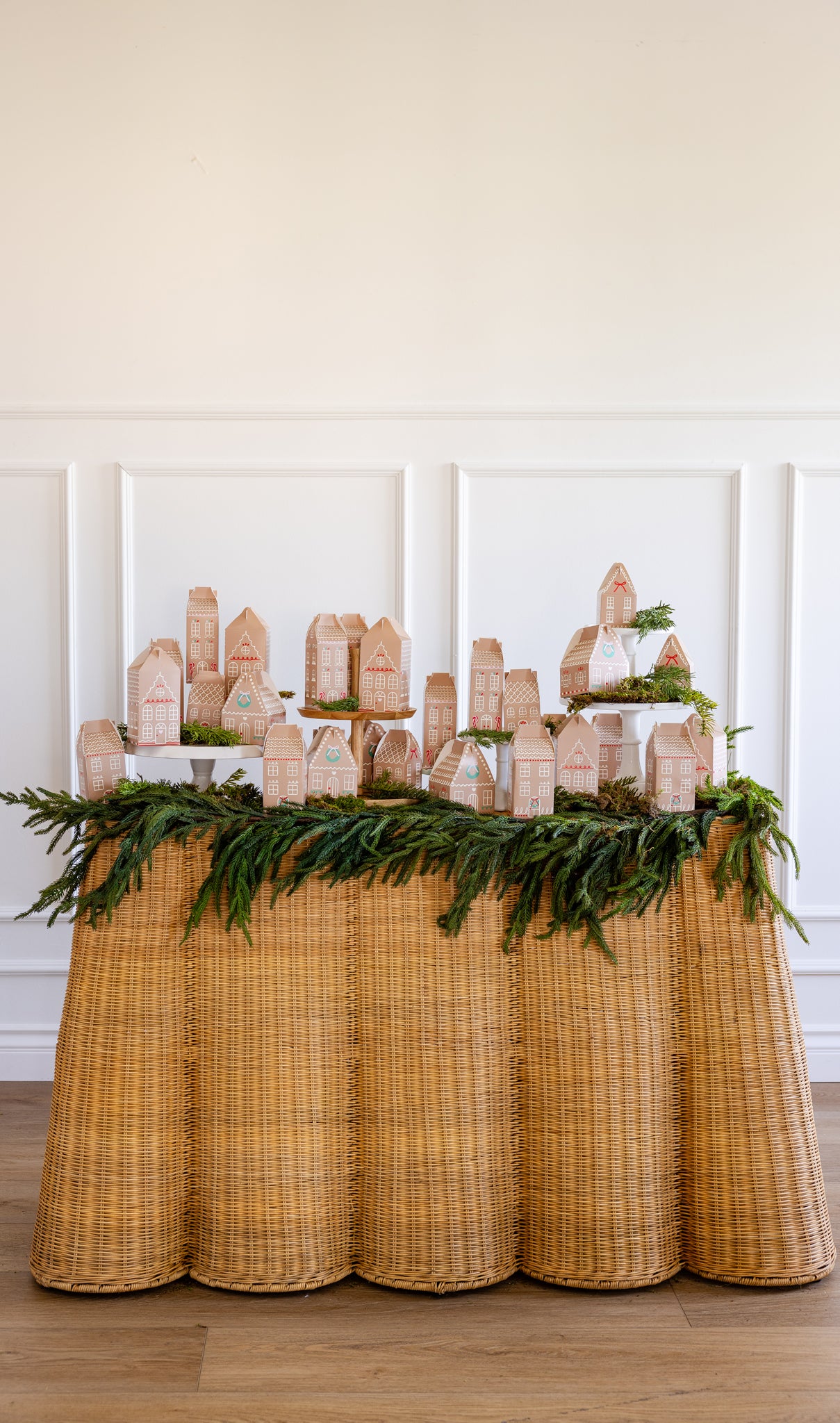 GBD1209 -  Gingerbread House Advent Boxes