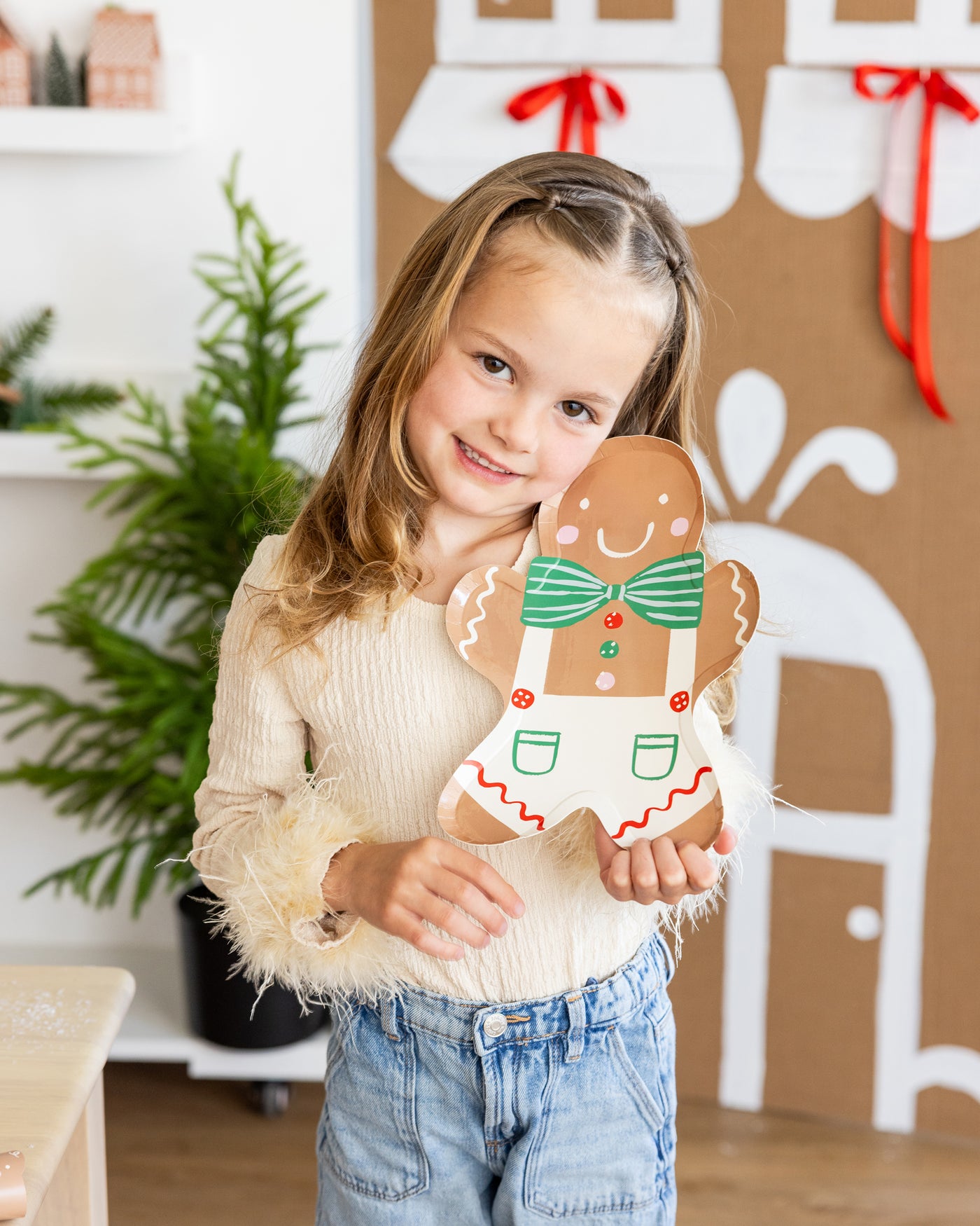 GBD1241 - Gingerbread Man Plate