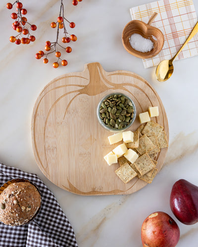 HAL1229 - Pumpkin Wood Cutting Board