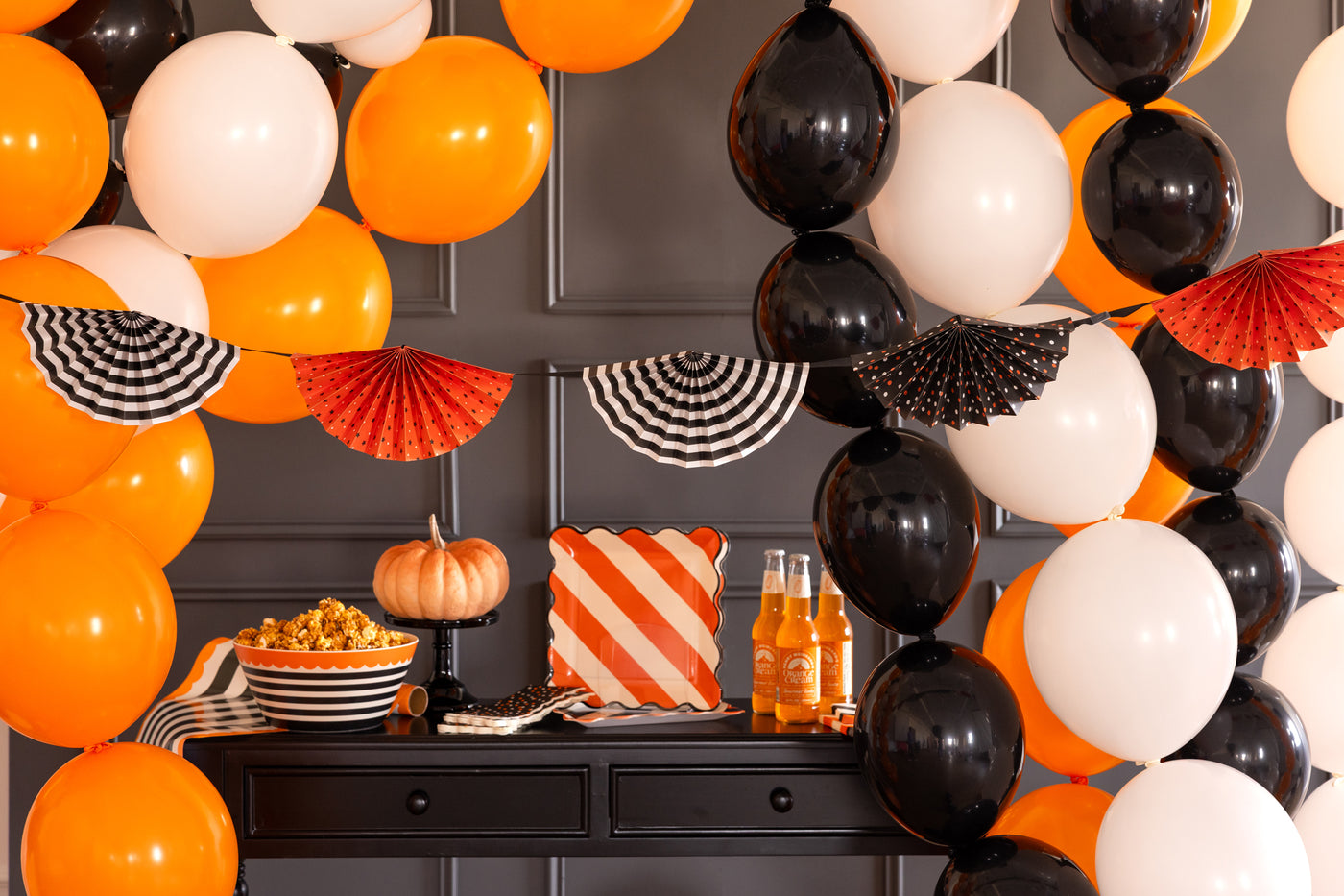 HPH1204 - Fan Bunting Banner