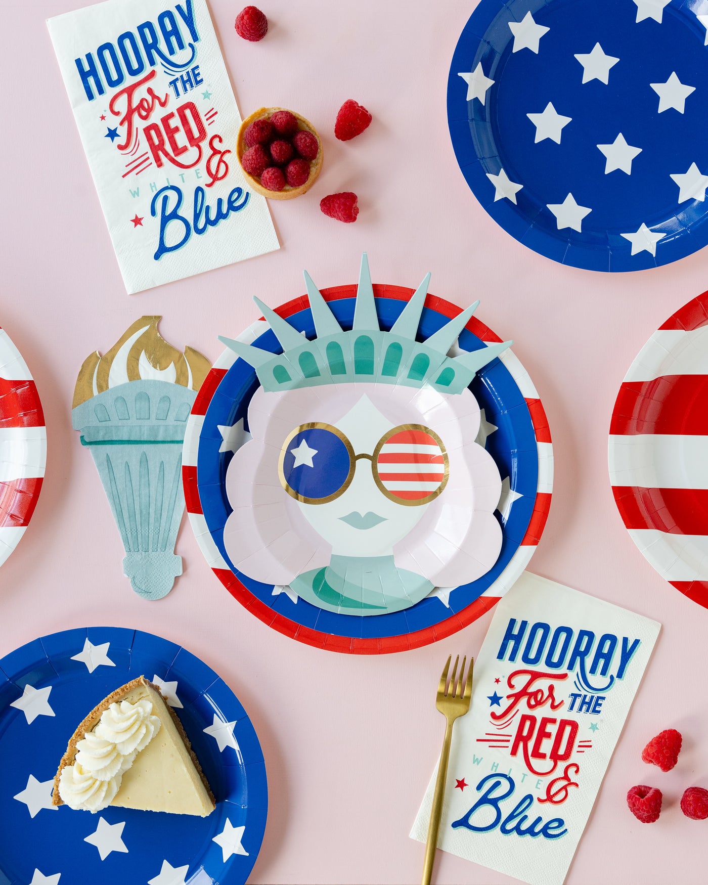 LAD1040 - Lady Liberty Red Striped Paper Plate