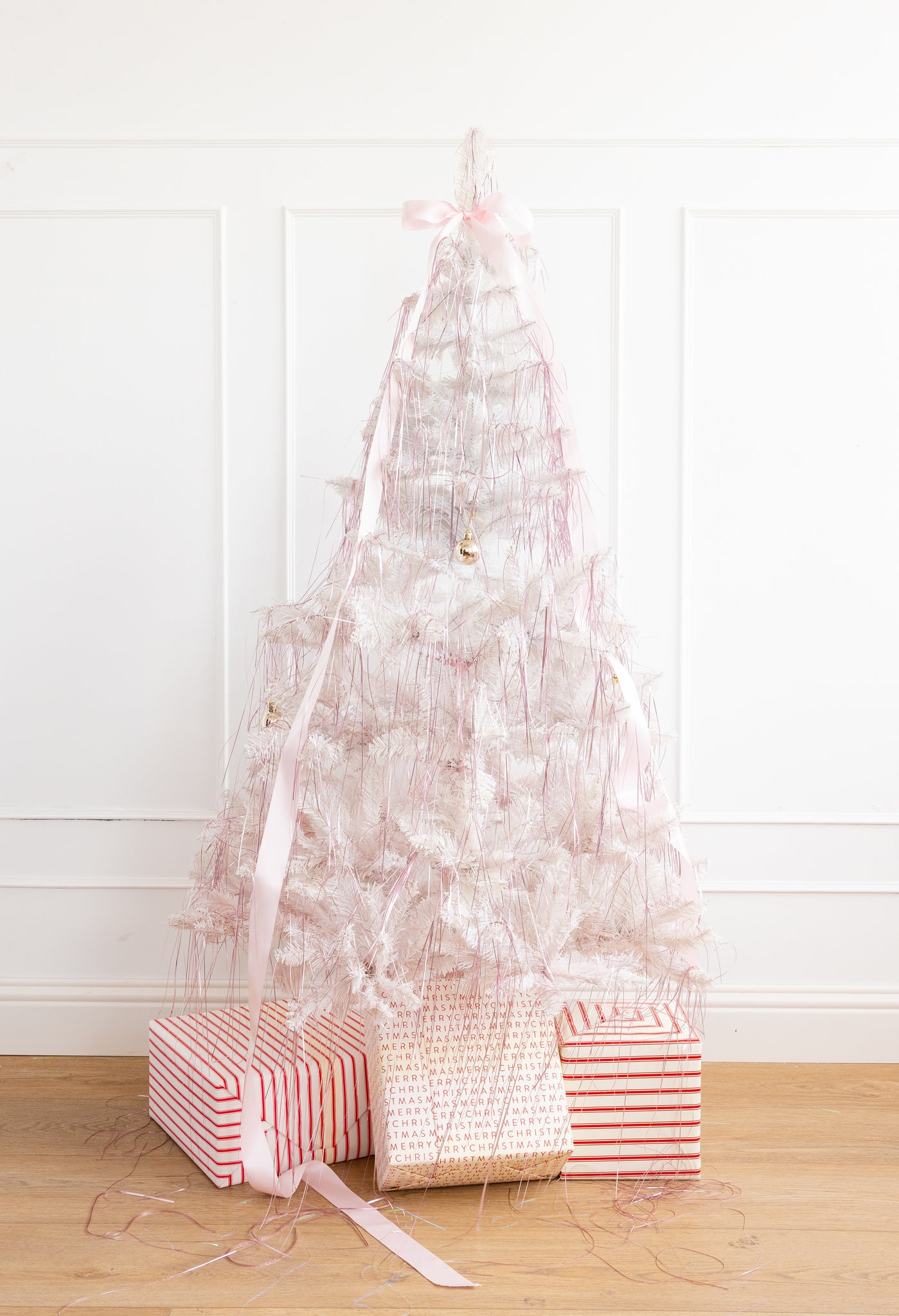 LUX1109 - Pink Tinsel