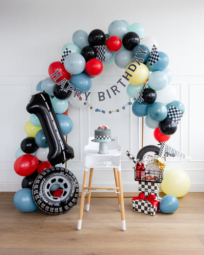 MIL1002 - Miles per Hour - Happy Birthday Banner Set