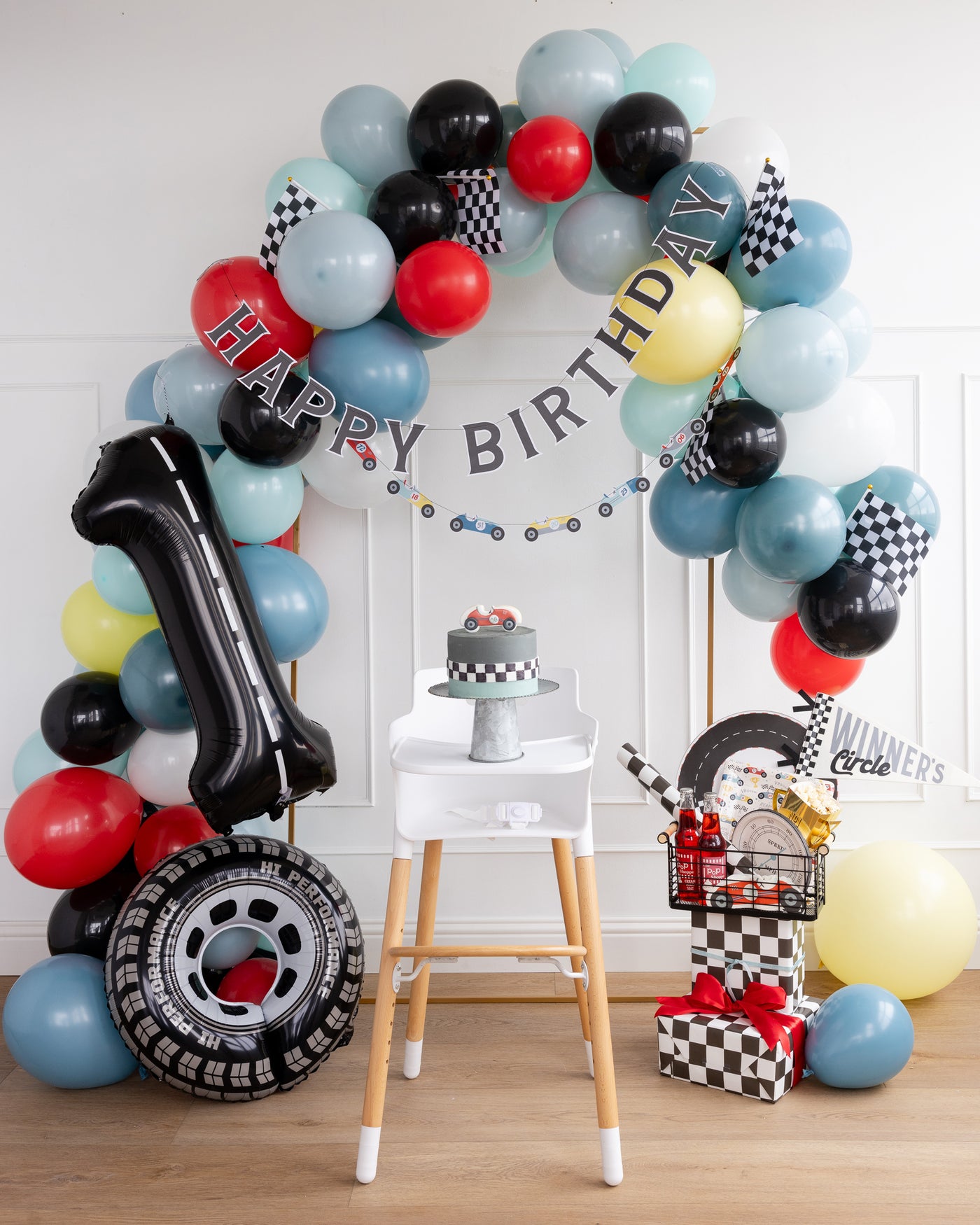 MIL1002 - Miles per Hour - Happy Birthday Banner Set