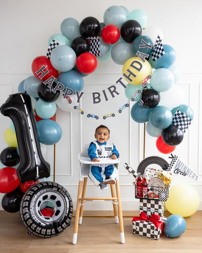 MIL1002 - Miles per Hour - Happy Birthday Banner Set