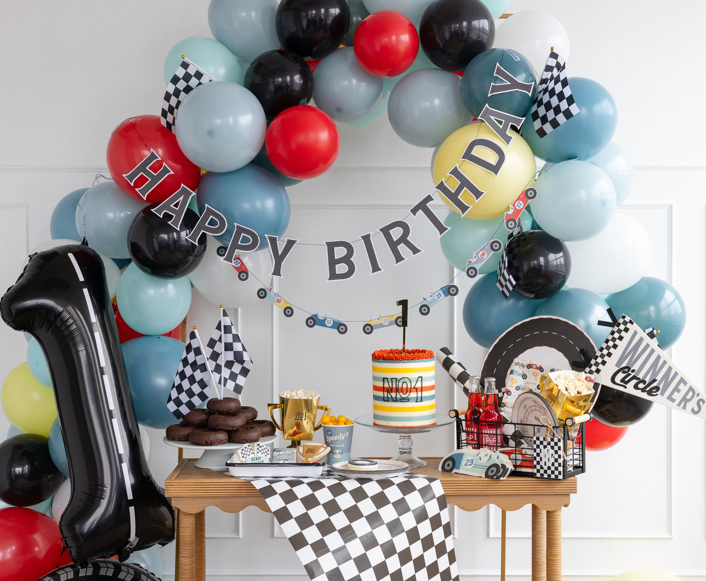 MIL1002 - Miles per Hour - Happy Birthday Banner Set