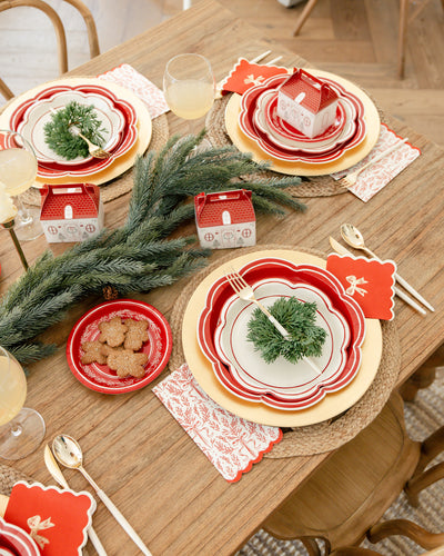PEM1242 - Red Scalloped Cream Lines Plate
