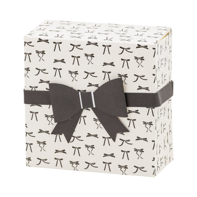PLBLW08 - Tying the Knot Treat Box