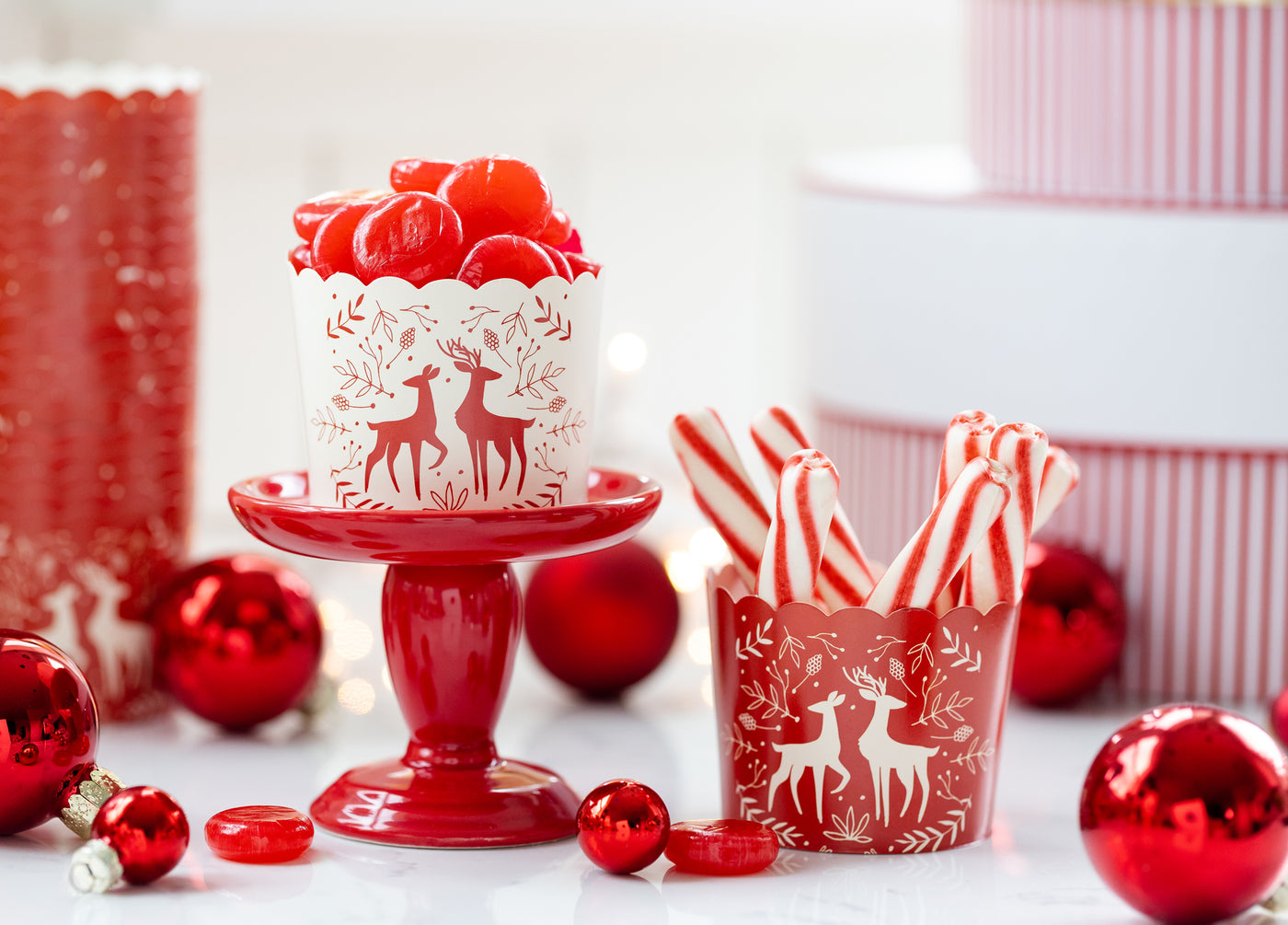PRESALE SHIPPING MID OCTOBER - PLCC1486 - Red Stags Baking Cups (50 pcs)