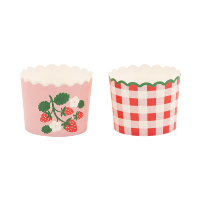 PLCC2072x - Strawberry Gingham Baking Cup