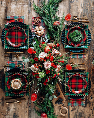 PLD1240 - Red Christmas Plaid Round Scalloped Plate