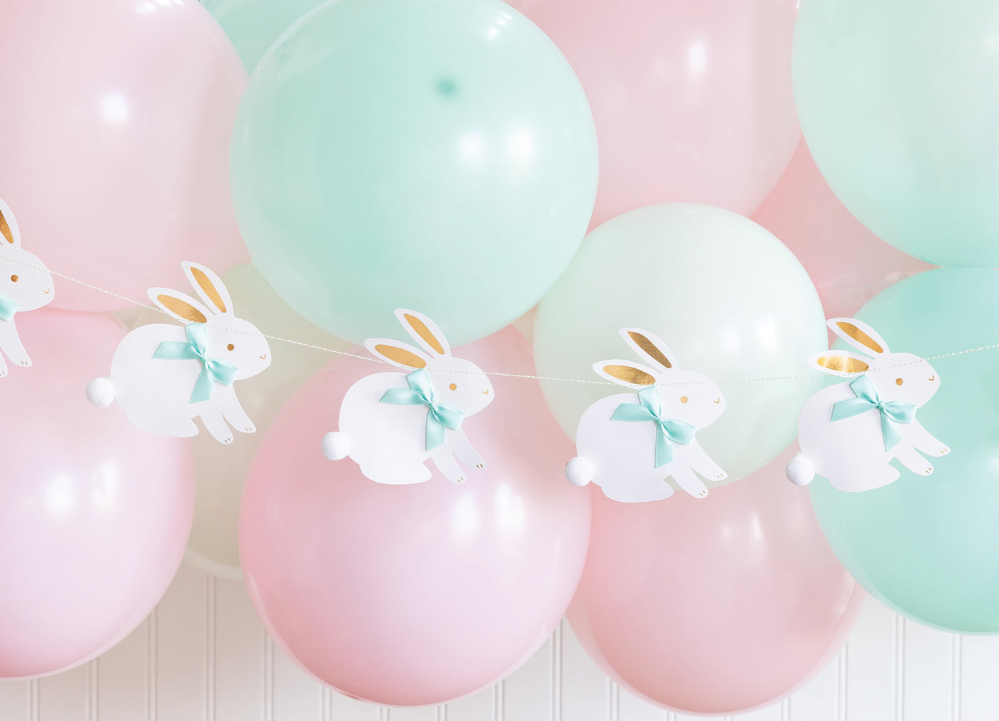 PLHB117 - Bunnies with Ribbon Bows Banner