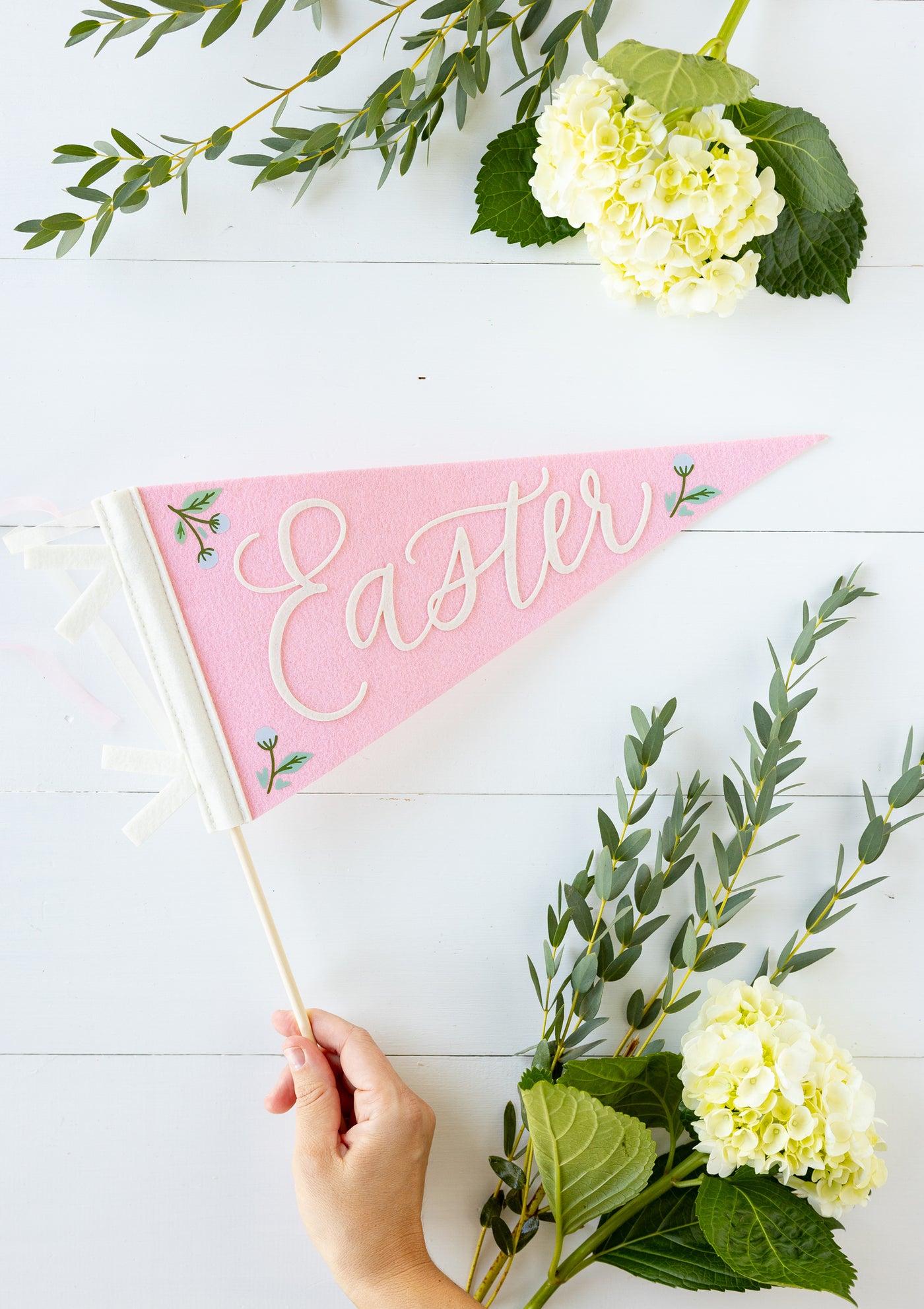 PLHB213 - Pink Easter Felt Pennant Banner