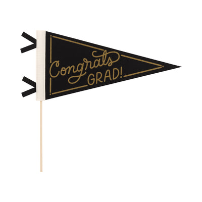 PLHB253 - Congrats Grad Felt Pennant Banner