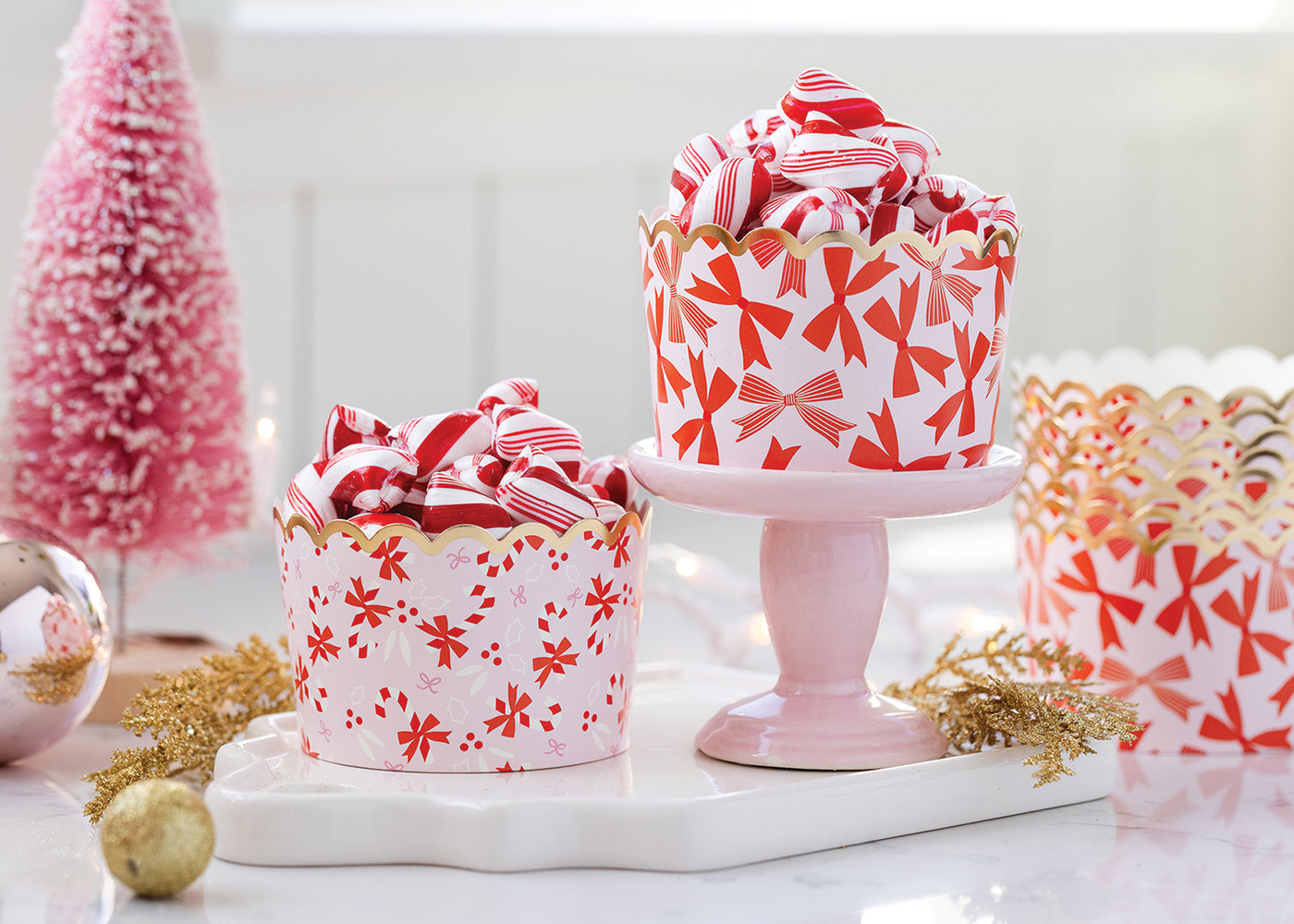 PLJC1851 - Foiled JUMBO Bows on Pink 8 oz Baking Cups (40 ct)