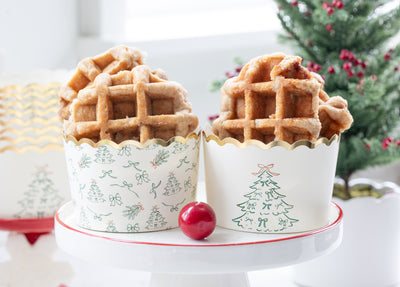 PLJC2231 - Foil JUMBO Green Sketched Trees 8 oz Baking Cups