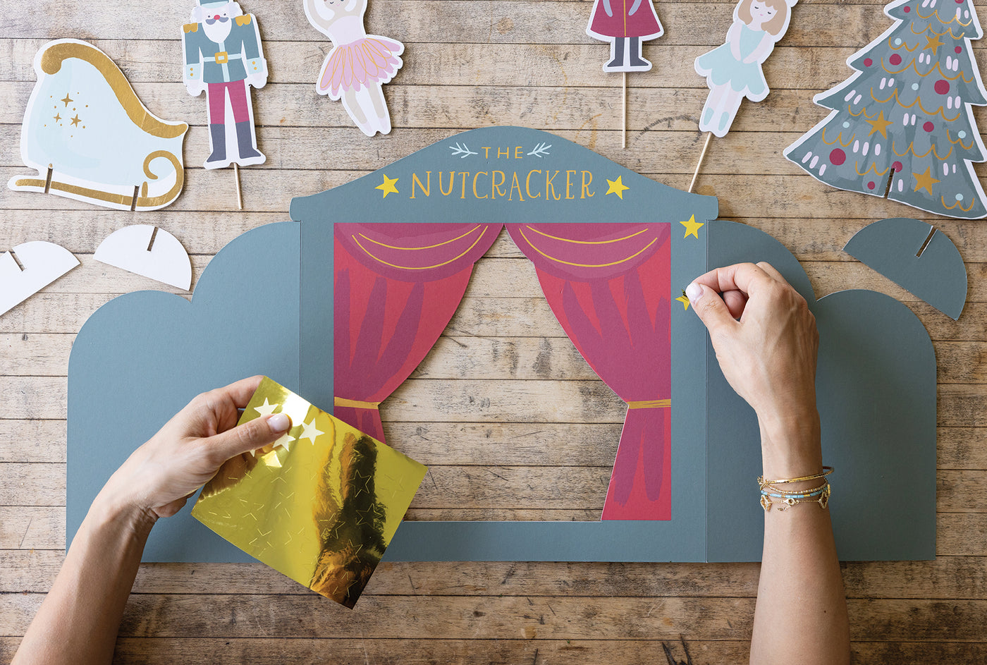 PLKC133 - Nutcracker Puppet Theater Kit