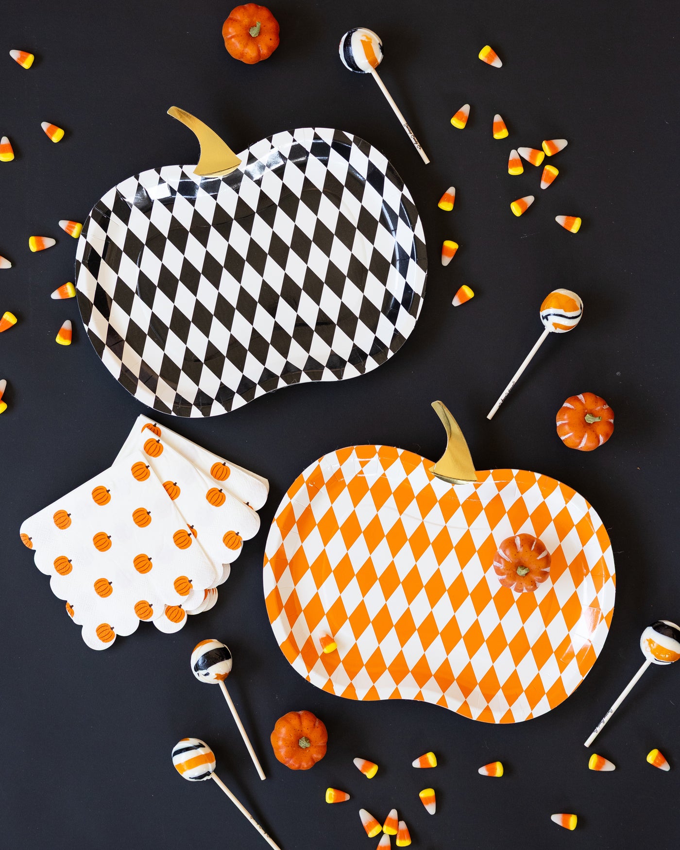 PLNP1314 - Pumpkin Scallop Cocktail Napkin