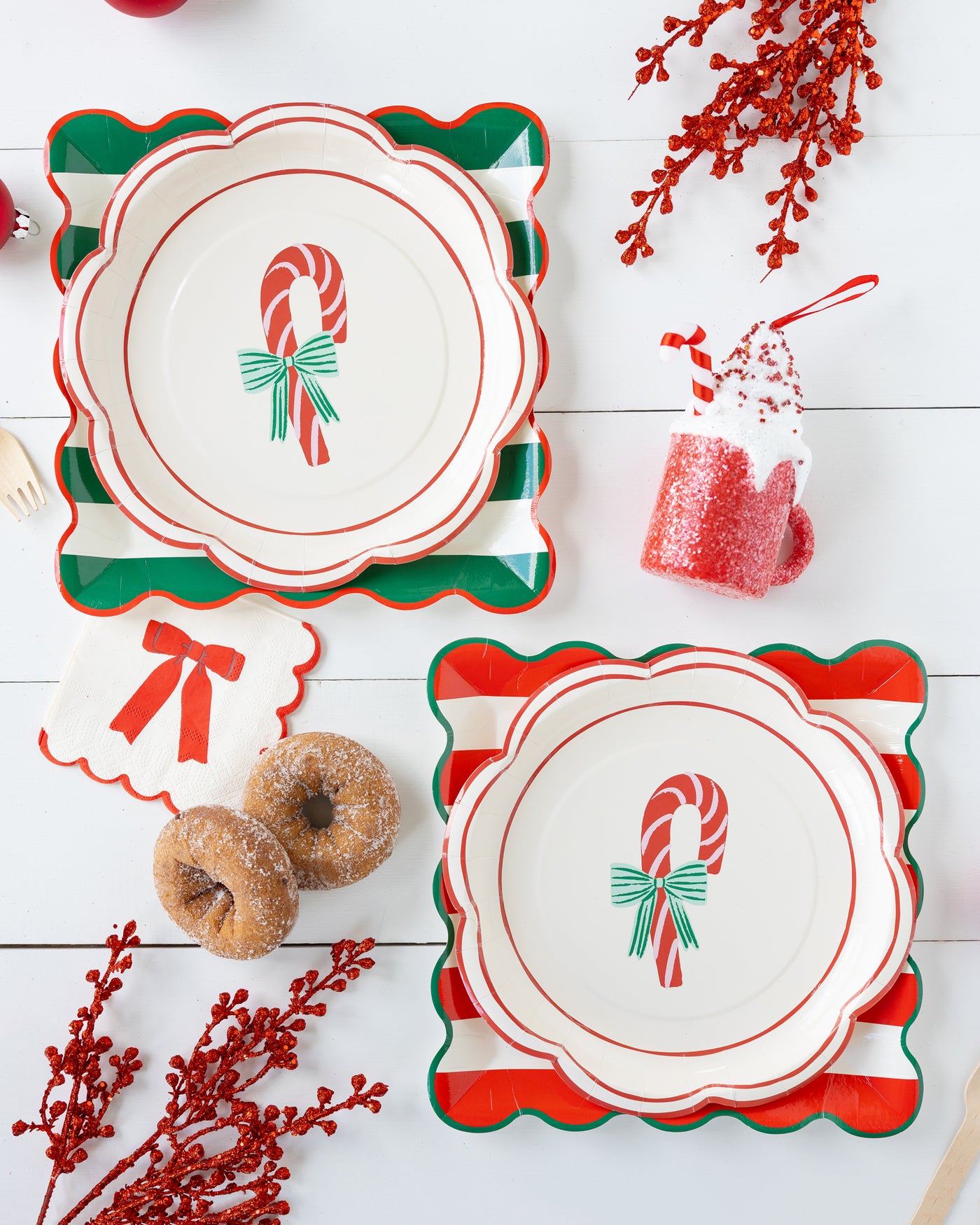 PLPL1652 - Red and Green Striped Paper Plate Set