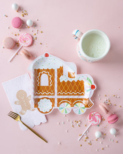 PLPL693 - Gingerbread Train Shaped Plate