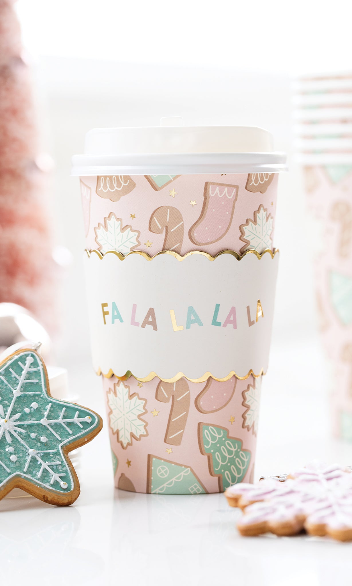 PLTG458 - Gold Foil Christmas Treats To Go Cup