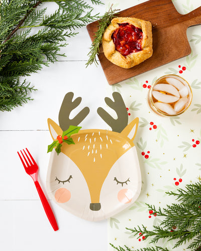 PLTS390A - Reindeer Shaped Paper Plate