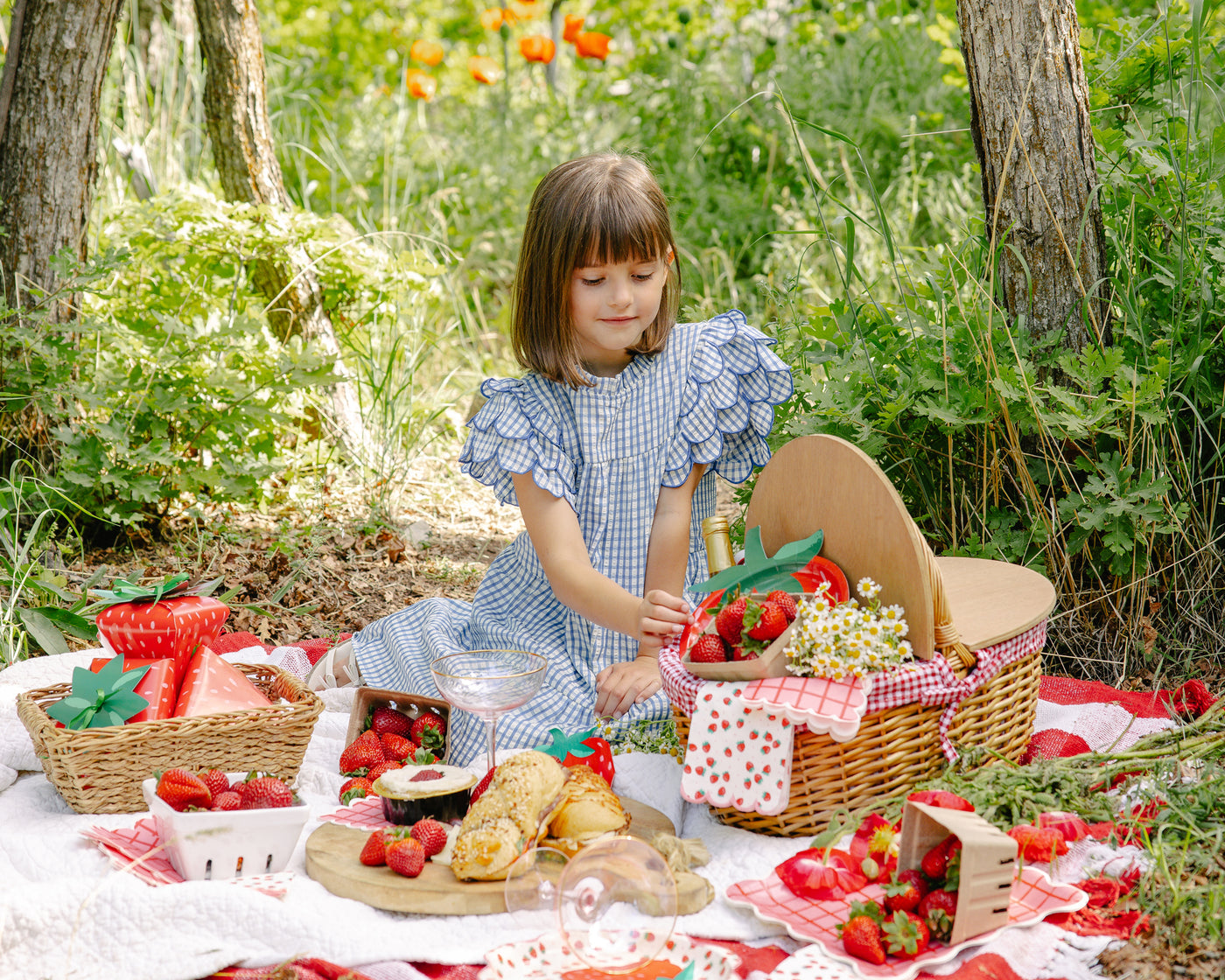 STW1139 - Strawberries Dinner Napkin