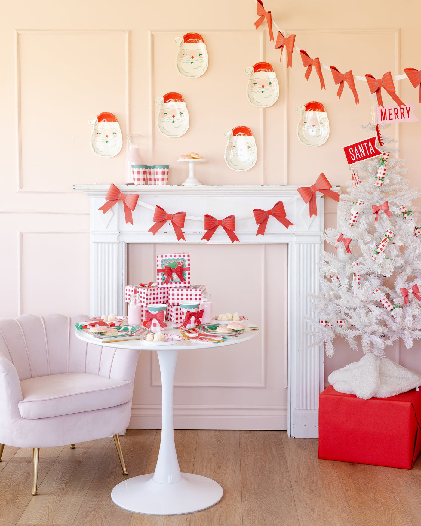 SUG1240 - Santa Shaped Plate