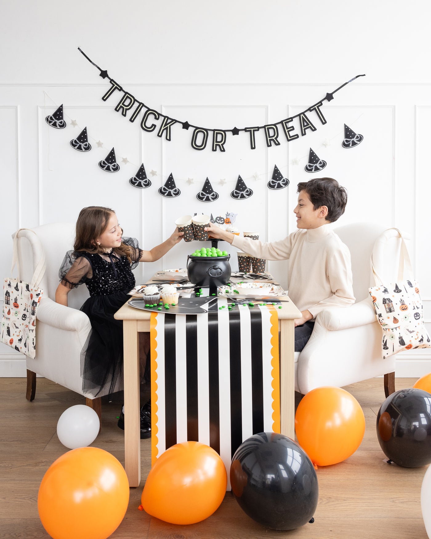 TTS1210 - Tricks & Treats Party Cup