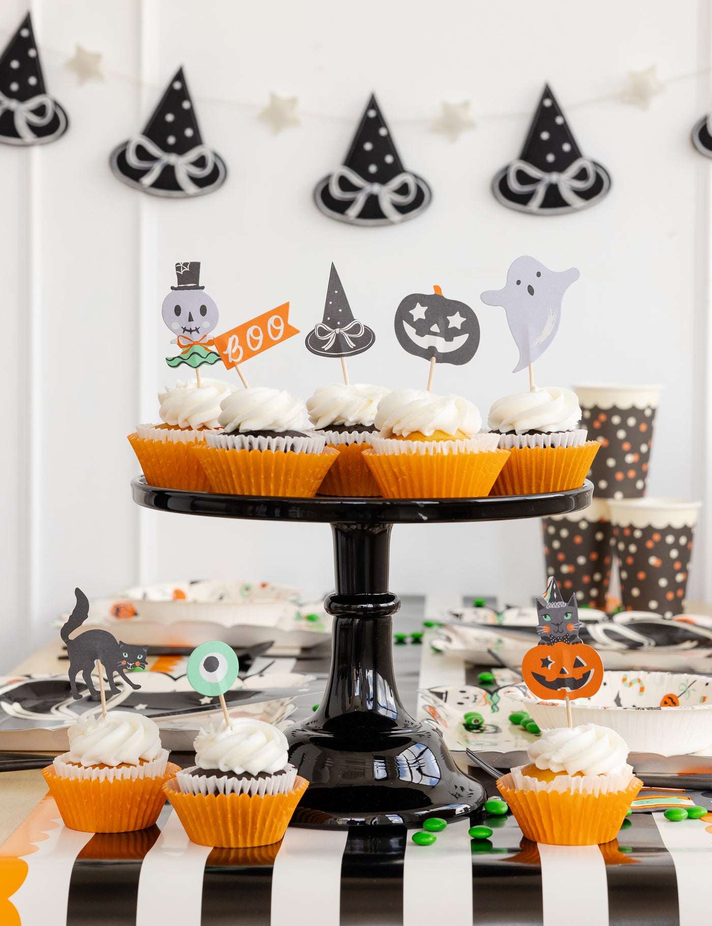 TTS1213 - Tricks & Treats Party Picks