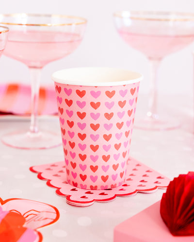 VAL1110 - Hearts Party Cup