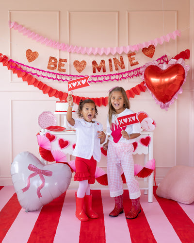 VAL1202 - Be Mine Glitter Banner