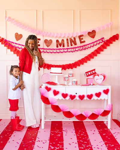 VAL1203 - Puffy Heart Felt Banner