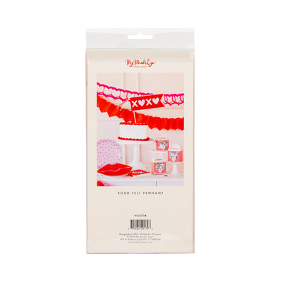 VAL1214 - XOXO Felt Pennant