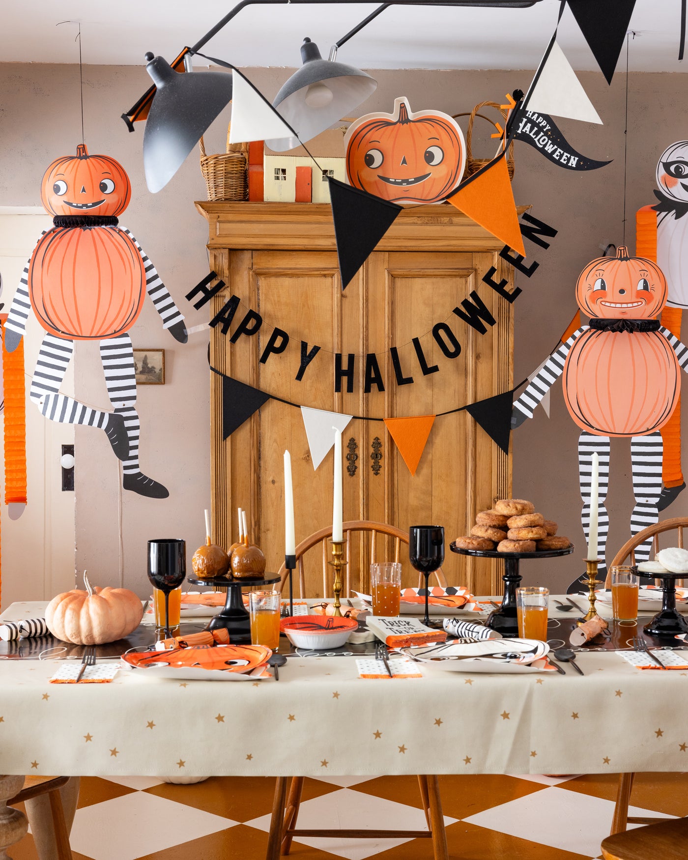 VHP1202 - Happy Halloween Felt Banner