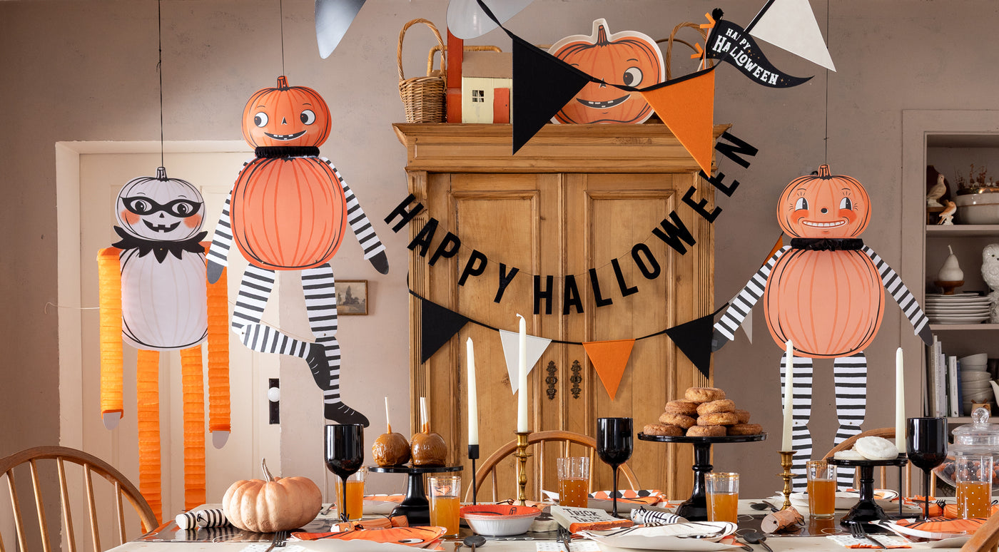 VHP1205 - Halloween Hanging Characters