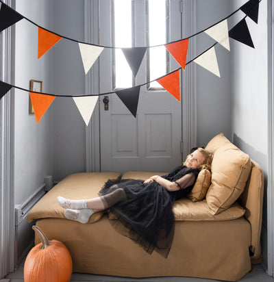 VHP1207 - Felt Pennant Banner