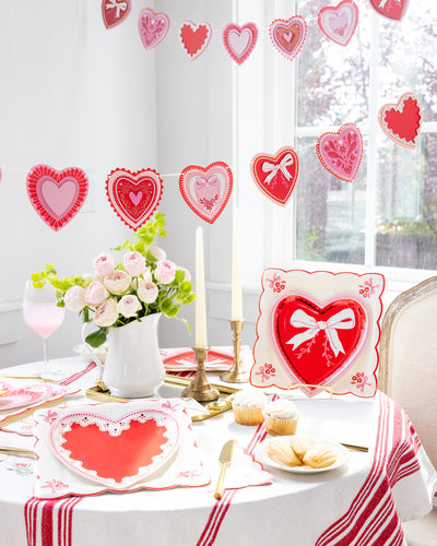 VVT1240 - Vintage Heart Shaped Plate Set