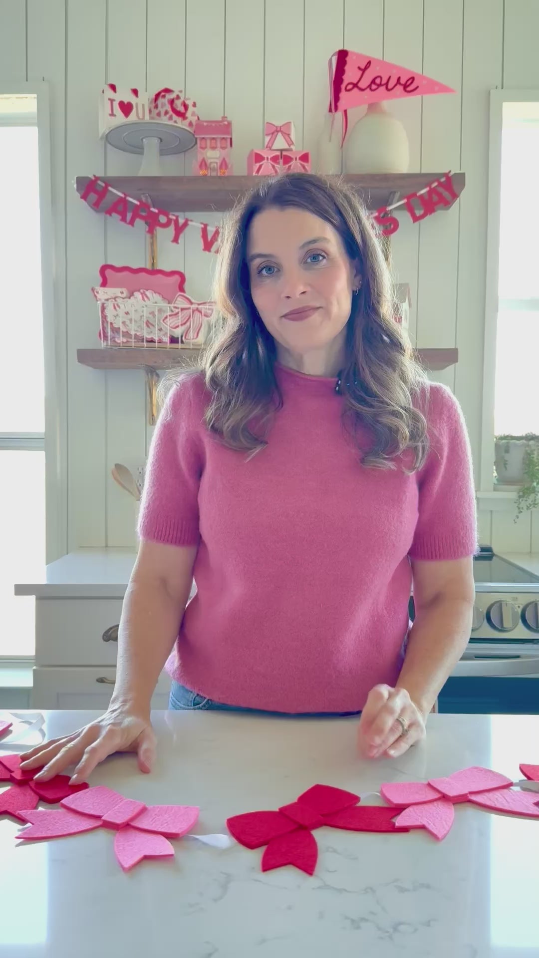 VBW1202 - Pink and Red Felt Bow Banner